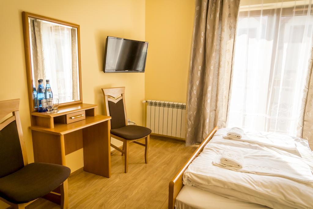 Hotel Pensjonat Nad Zalewem à Stare Miasto  Chambre photo