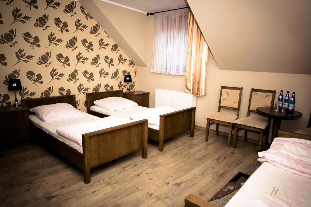 Hotel Pensjonat Nad Zalewem à Stare Miasto  Chambre photo